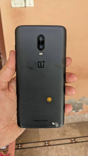 OnePlus 6t 8/128 7