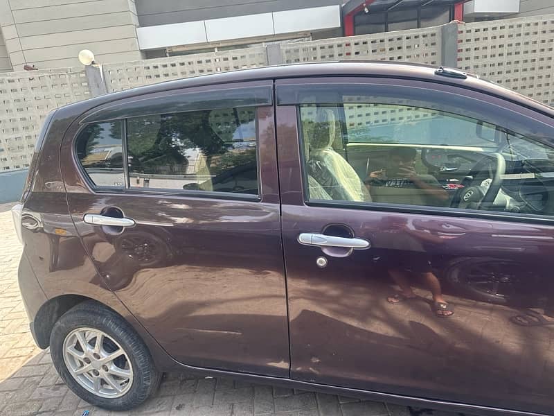 Daihatsu Mira 2013 1