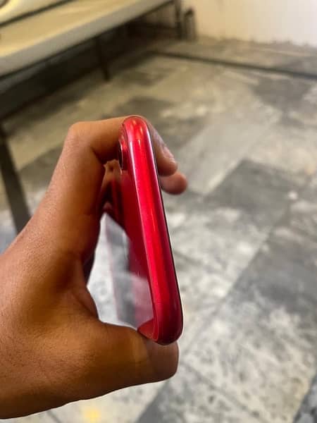 iphone xr with box 5