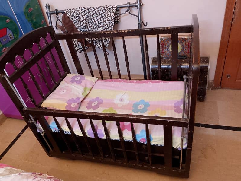 Baby cot 0