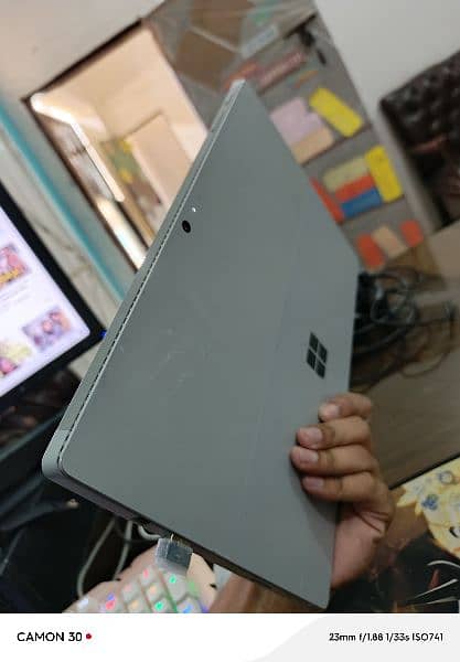 2 in 1 Ipad & Laptop Surface 7th generation 2