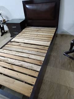 Single bed 10/10 Condition