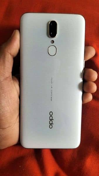 oppo F11 0