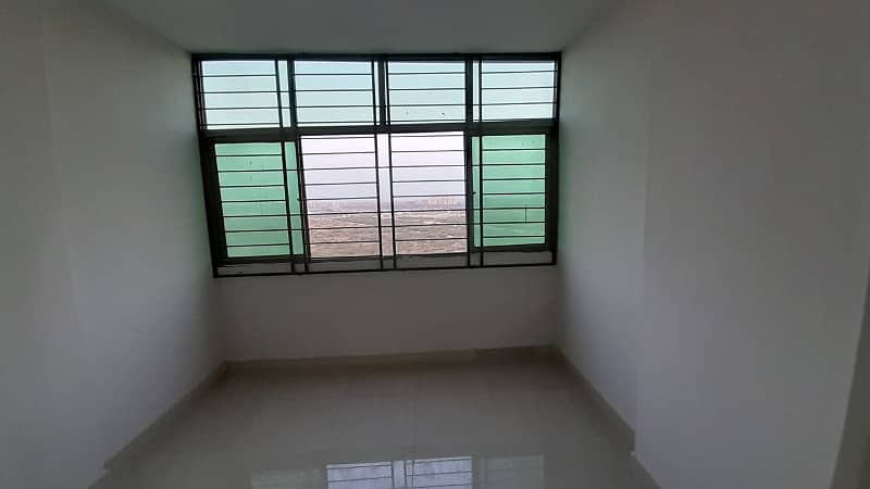 3Bd Dd Flat for Ret in Luxury Apartment of Sanober Twin Tower 5