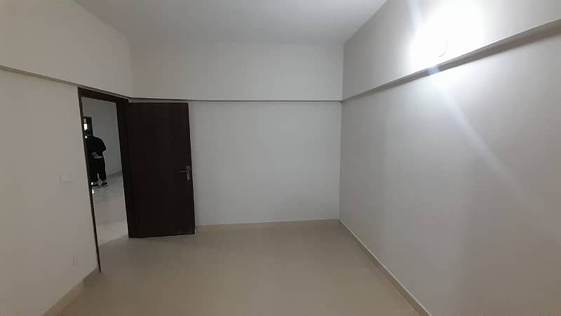 3Bd Dd Flat for Ret in Luxury Apartment of Sanober Twin Tower 11