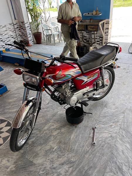 Honda 125 in good condition 3