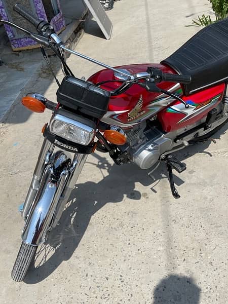 Honda 125 in good condition 4