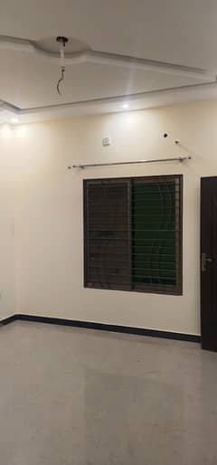 Wapda town g block 10 Mrla lower portion saprat interes corner portion available for rent