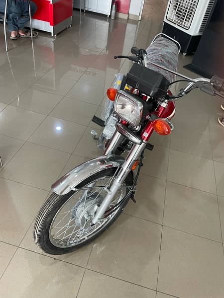 2025 Honda 125 1