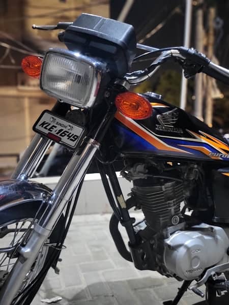 HONDA 125 2018 model for urgent sale 10