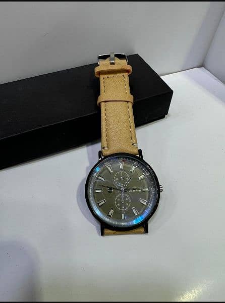 this watch 3 color for leather and best quality design watch 0