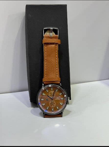 this watch 3 color for leather and best quality design watch 5