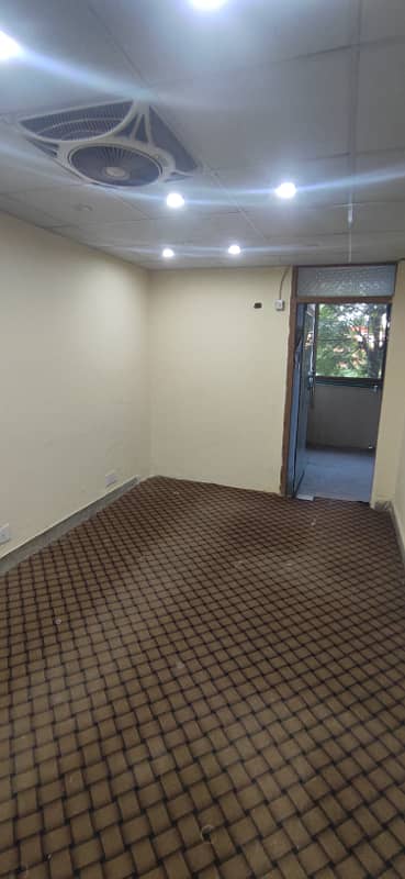 2 bed flat for rent at G-10 markaz 2