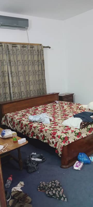 Main Cantt Semi Furnished Bedroom for Rent near Rahat Bakery 0