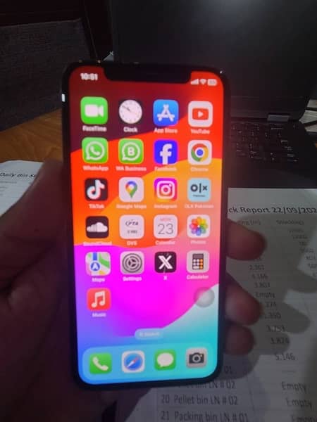 iPhone XS 256 PTA 4