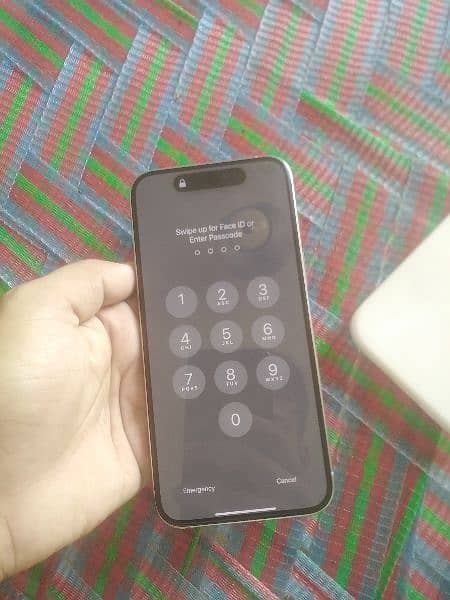 Iphone 15 pro max 0