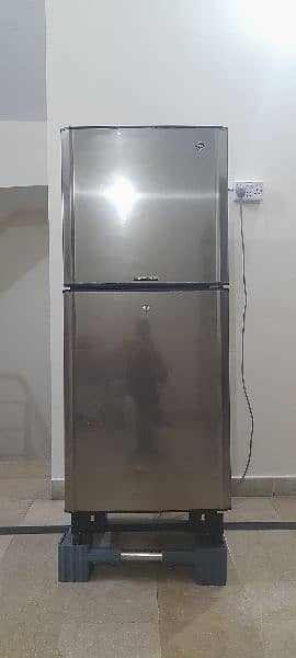 Good Condition PEL Refrigerator for Sale 2