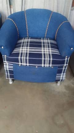 5 seater Sofa set for sale