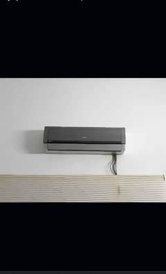 gree 1.5 ton inverter ac excellent condition