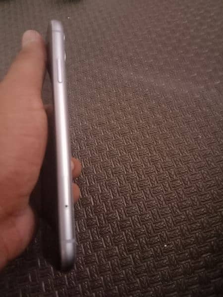 I phone 11 128gb non PTA 6