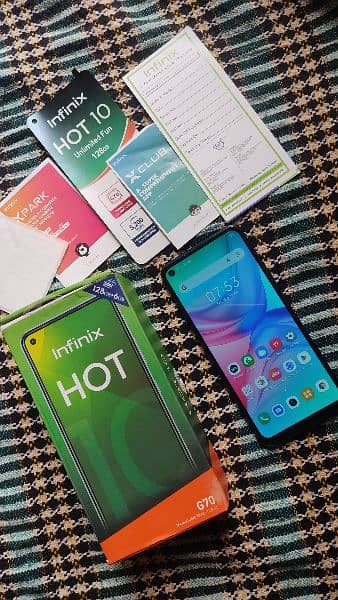 Infinix hot 10 6 128 with box add read plz urgently sale 0