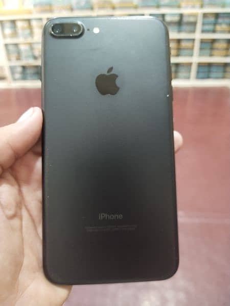 I phone 7plus pta approved argent sale all ok 32gb health 81 2