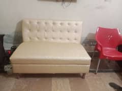 2 Seater Sofa Sale Double Foam Laga Hy or spring bhi lagy Hy