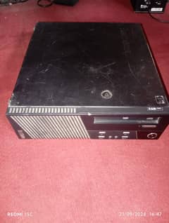 Lenovo Desktop PC with 17 inch LCD