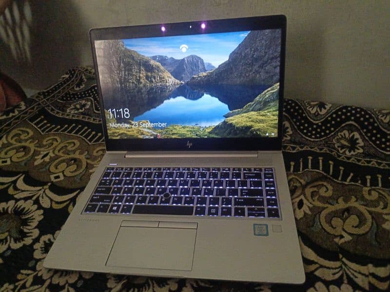 HP Elite book 840 g5 16/512 2