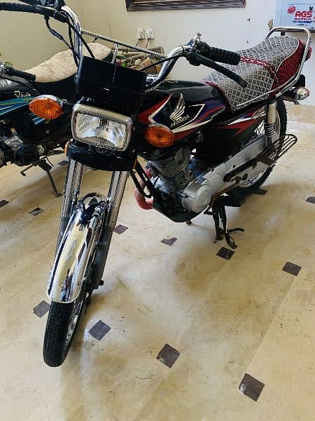 Honda CG125 2017 3