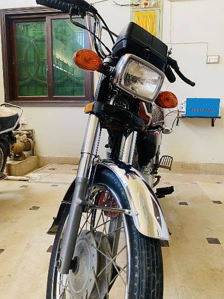 Honda CG125 2017 4