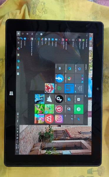 Microsoft intel tablet 4GB, 64GB win 11 Geniun 1