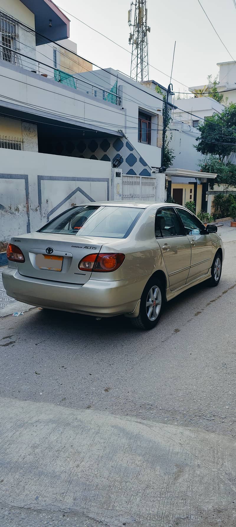 Toyota Corolla Altis 1.8  Model 2006 5