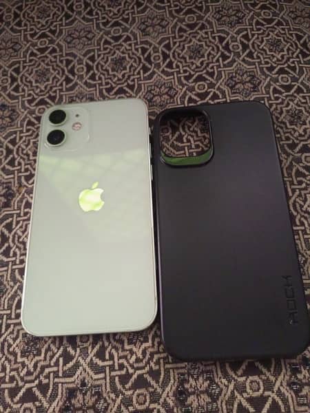 iphone 12 mini 3