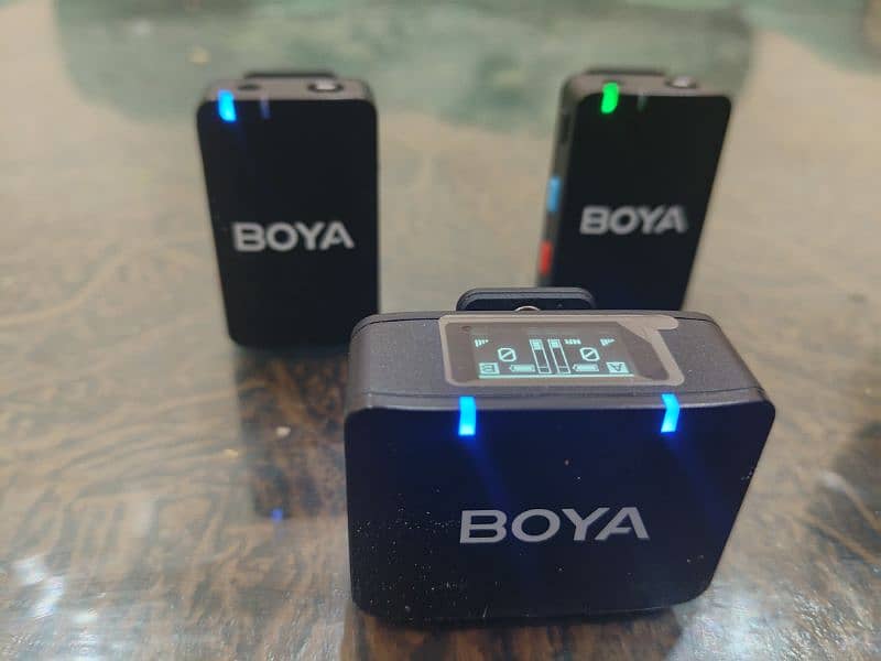 s 30,000

BOYA MIC ALL IN ONE DUAL WIRELESS PROFESSIONAL MICROPHONE 3