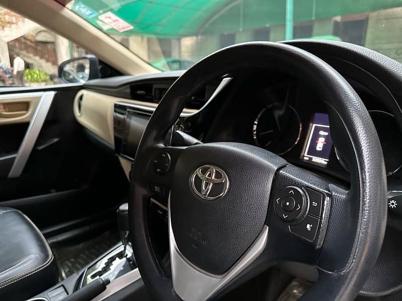 Toyota Corolla Altis 2018 13