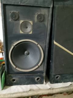 speaker with all setup