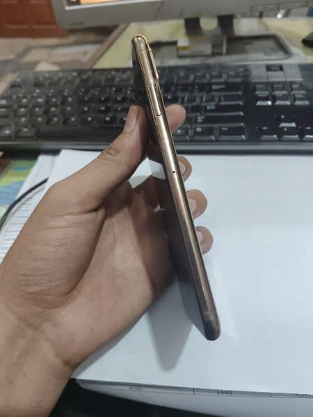 I phone xs max 64 gb Non pTA 2