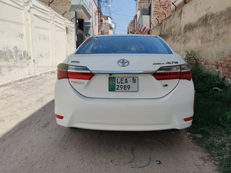 Toyota Corolla Altis 2018 3