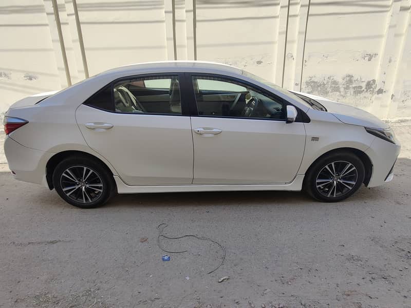 Toyota Corolla Altis 2018 9