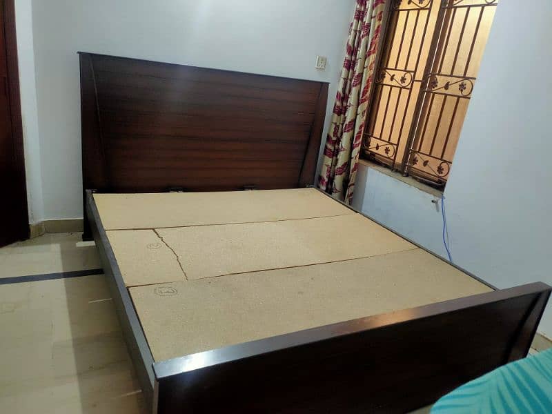 king size bed for sale -only 3 month used 8