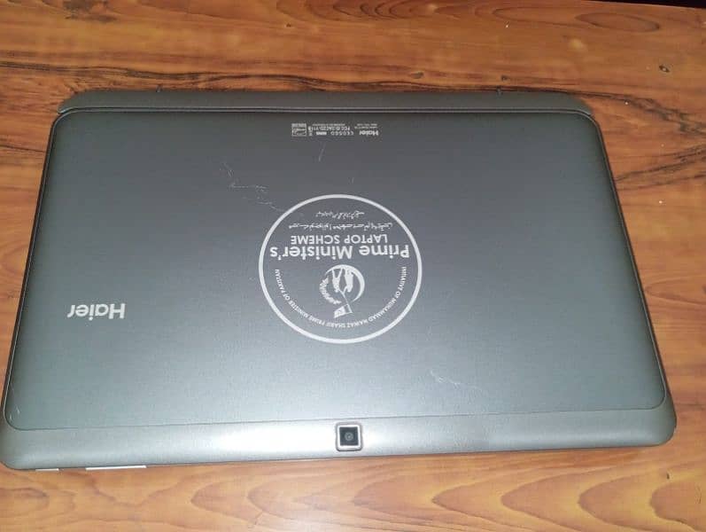 haeir laptop neat and clean condition 11