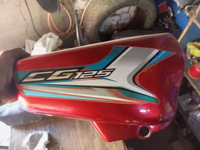 Honda 125 Tanki tappy 2