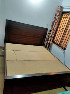 king size bed with 1 side table - only 3 month used