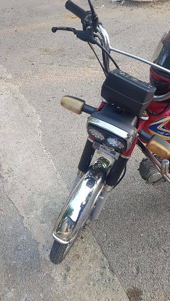 HONDA CD70 for sale 1