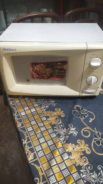 Microwave Oven Dawlance 1