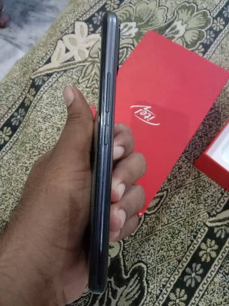 itel mobile brand new 4