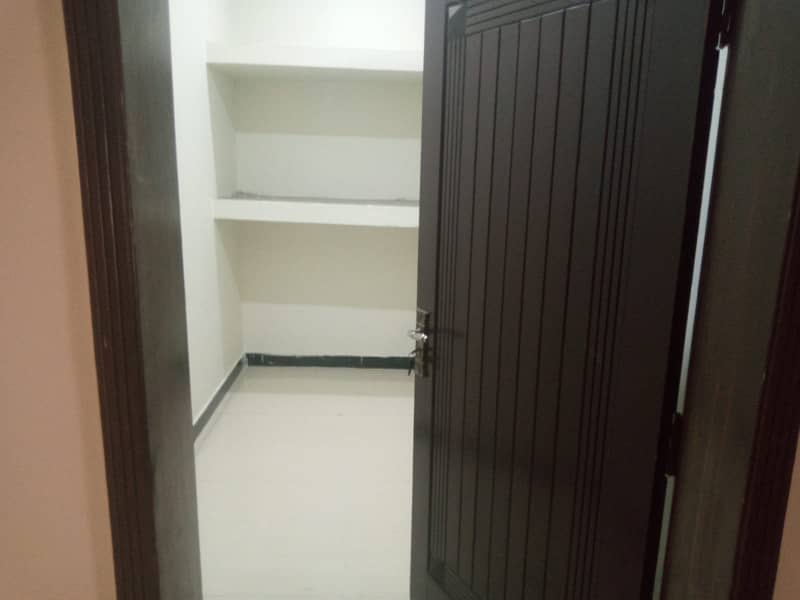 12 Marla Upper portion Is Avaliable For Rent In Chambeli Block Bahria Town Lahore 7