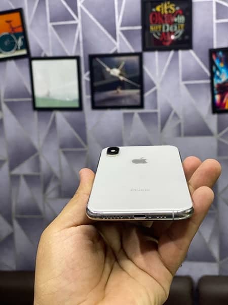 iphone Xs 64gb pta approved 6