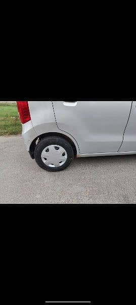 Suzuki Wagon R 2018 4